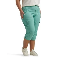 Lee Jeans Women's Flex-to-Go Relaxed Fit Cargo Capri Pant - Plus Size -Outdoor women's clothing store 112329070 BF01 SWBB PRD
